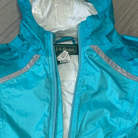 L.L. Bean Kids Jacket - Picture 5 of 11